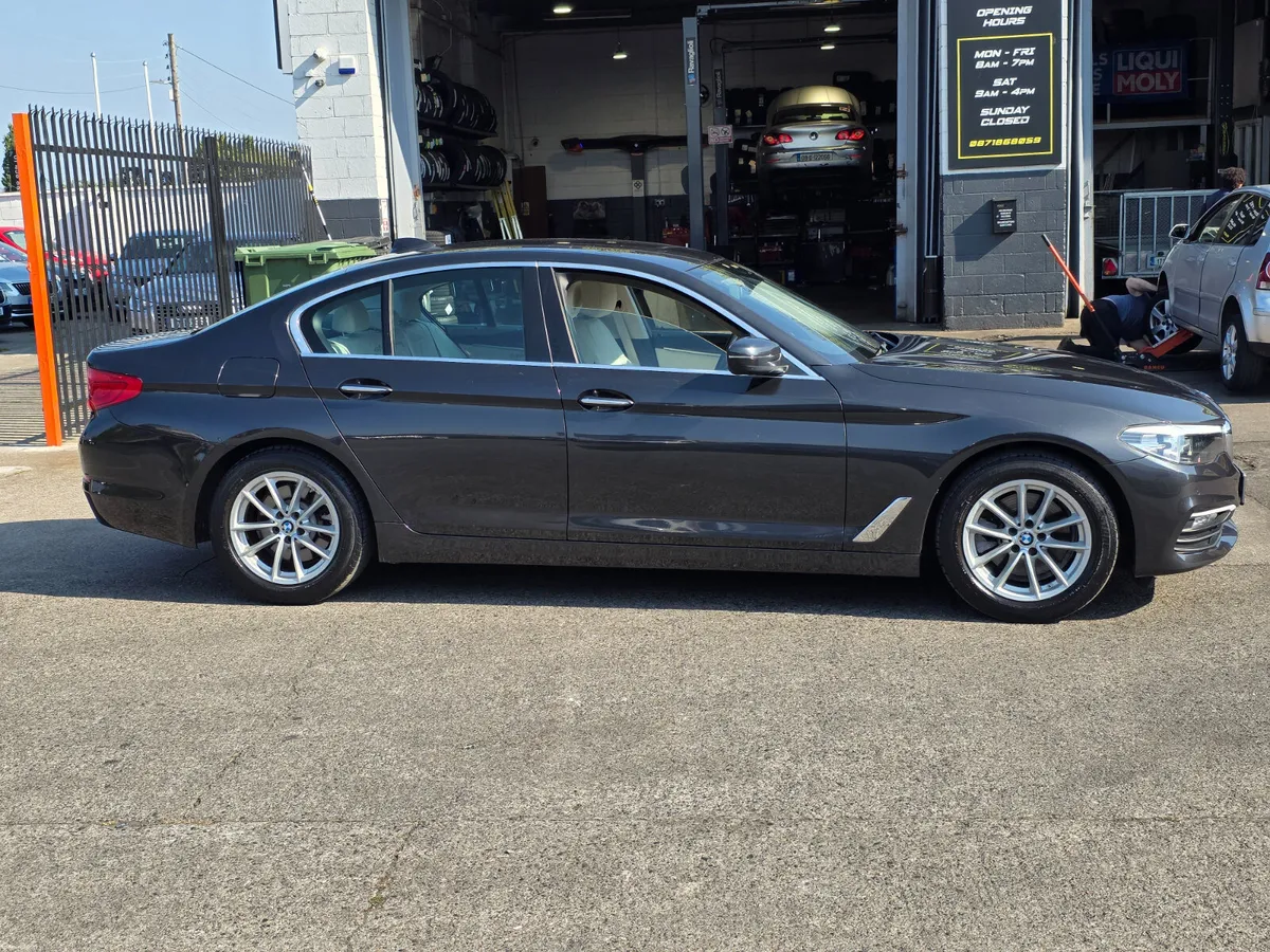 BMW 5 Series 520d SE - Image 3