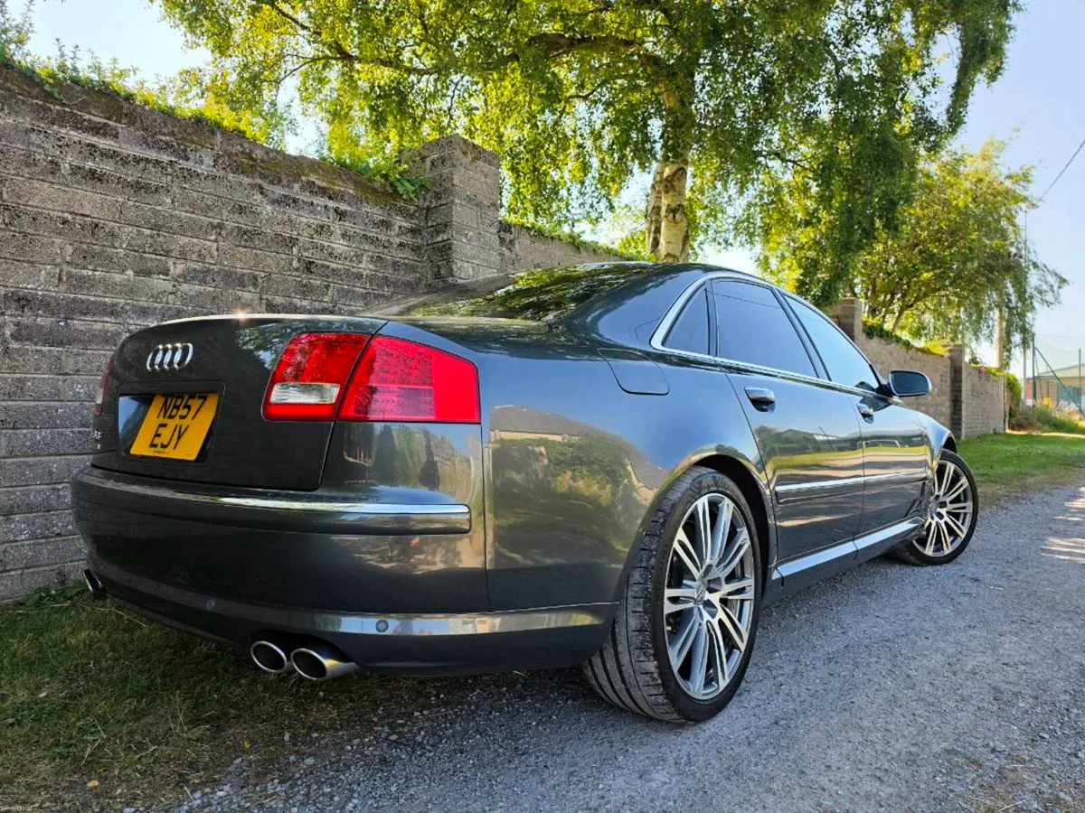 AUDI S8 V10 5.2 PETROL 2007 IMMACULATE!!! - Image 3