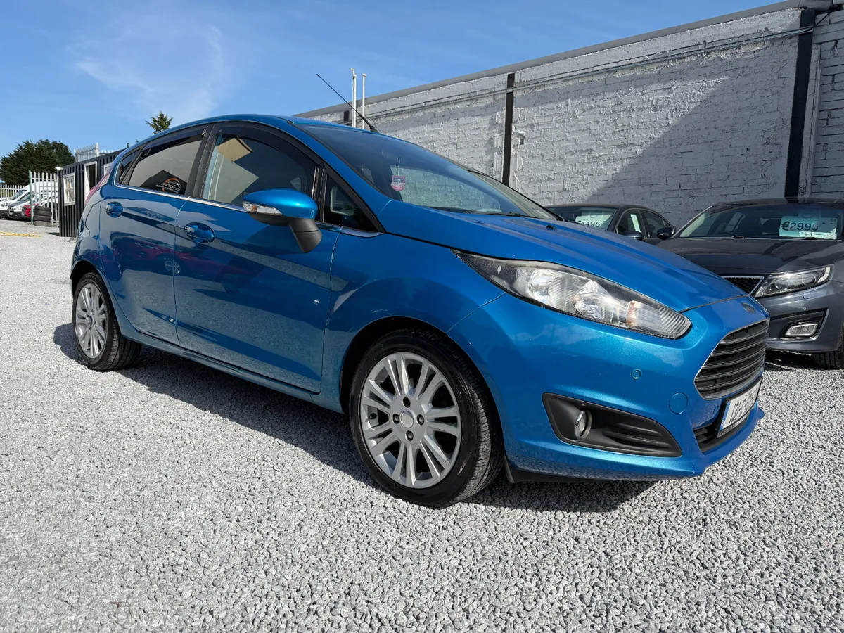 *LOW KM* 2013 (131) Ford Fiesta 1.0 Zetec - Image 1