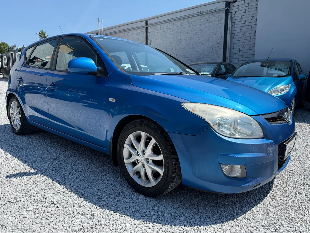 2008 Hyundai i30 1.6 CRDI Deluxe - Image 1