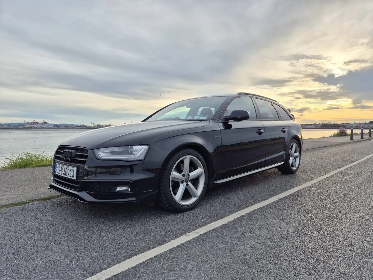 2012 Audi A4 Avant S Line Black Edition - Image 2