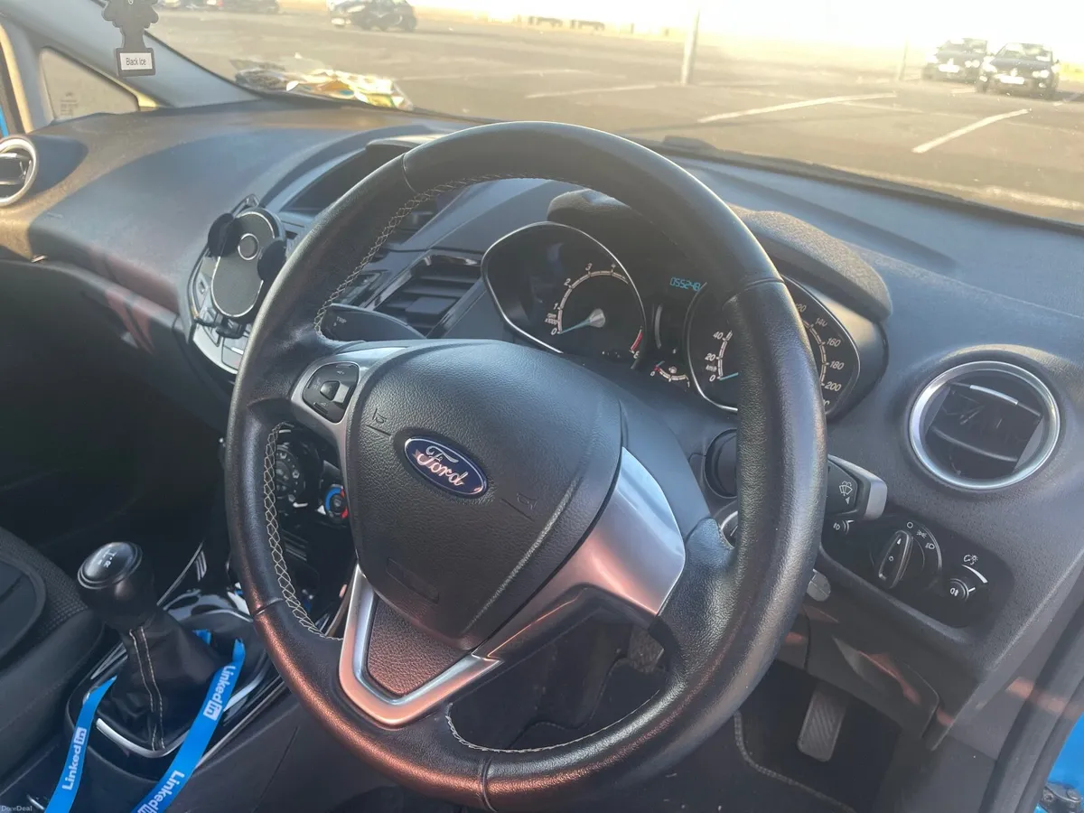 Ford Fiesta 2017 - Image 2