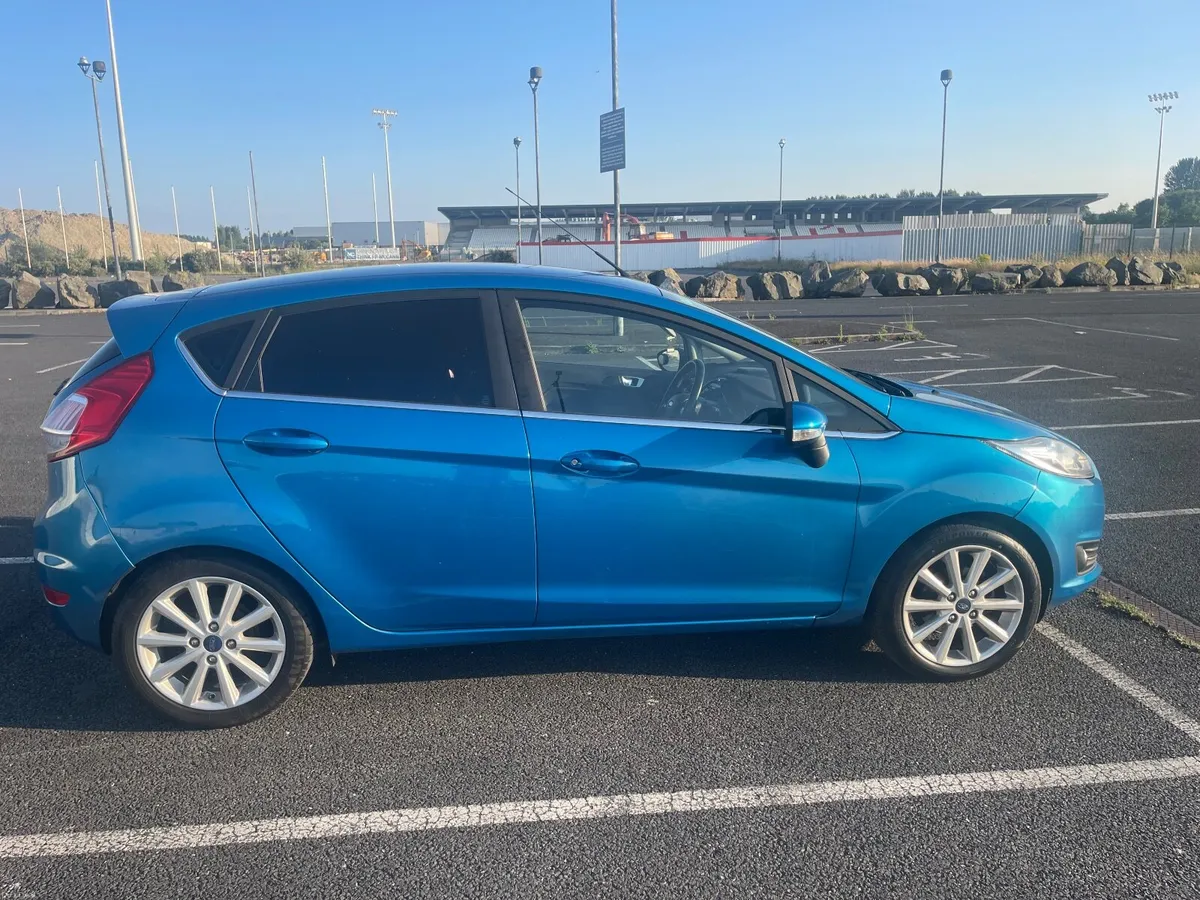 Ford Fiesta 2017 - Image 6