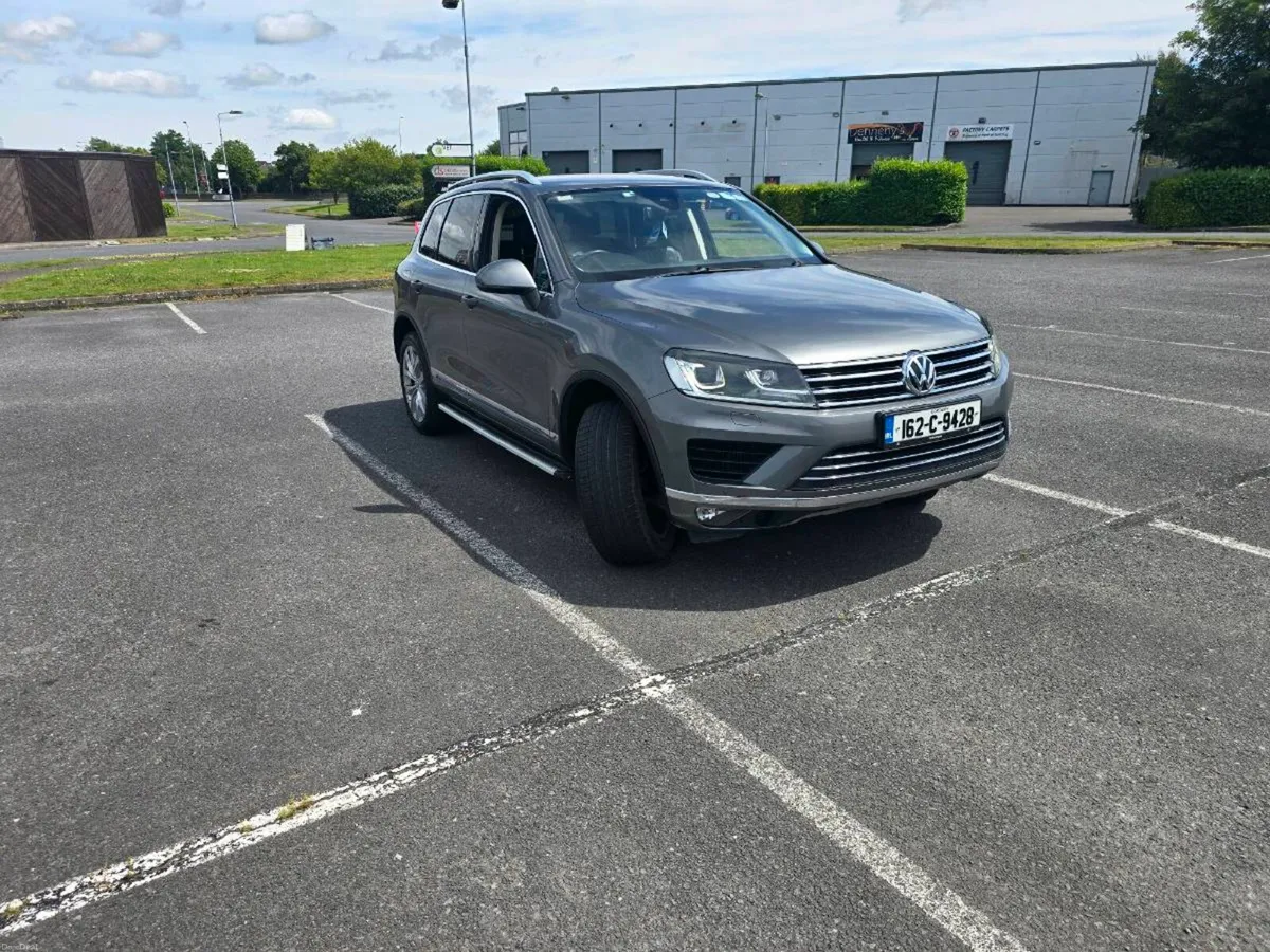2016 Volkswagen Touareg Rare Air Suspension model - Image 1