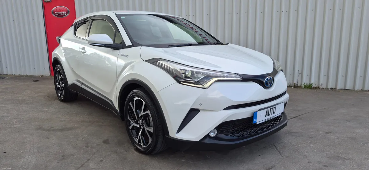 Toyota C-HR hybrid/petrol 1.8 high spec low kms - Image 3