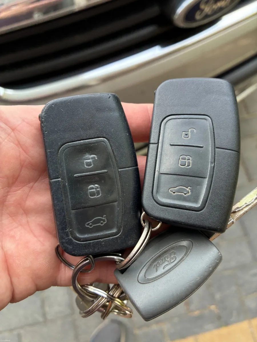 Ford Kuga 2010 - Image 3
