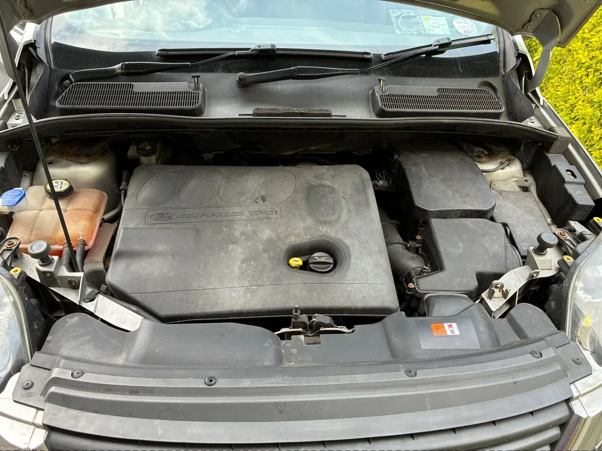 Ford Kuga 2010 - Image 4