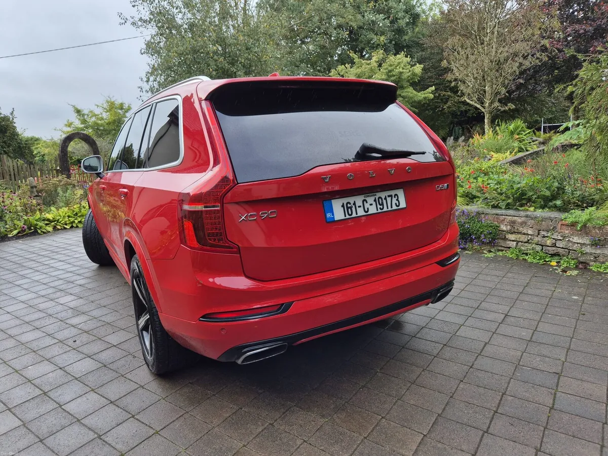 Volvo XC90 - Image 6