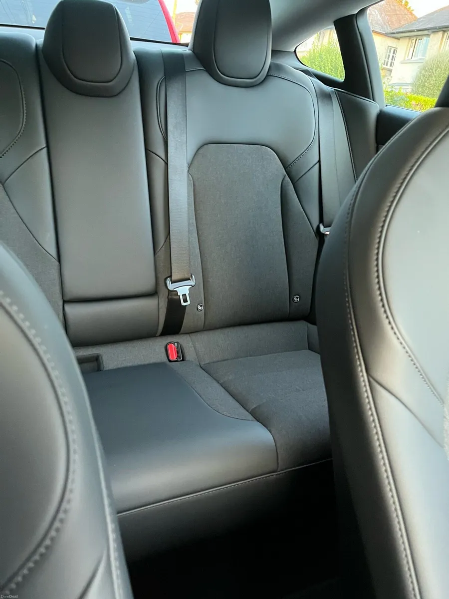 Tesla Model 3 - Image 3