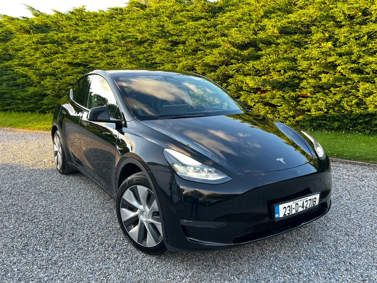 2023 Tesla Model Y Long Range 4WD Dual Motor - Image 2