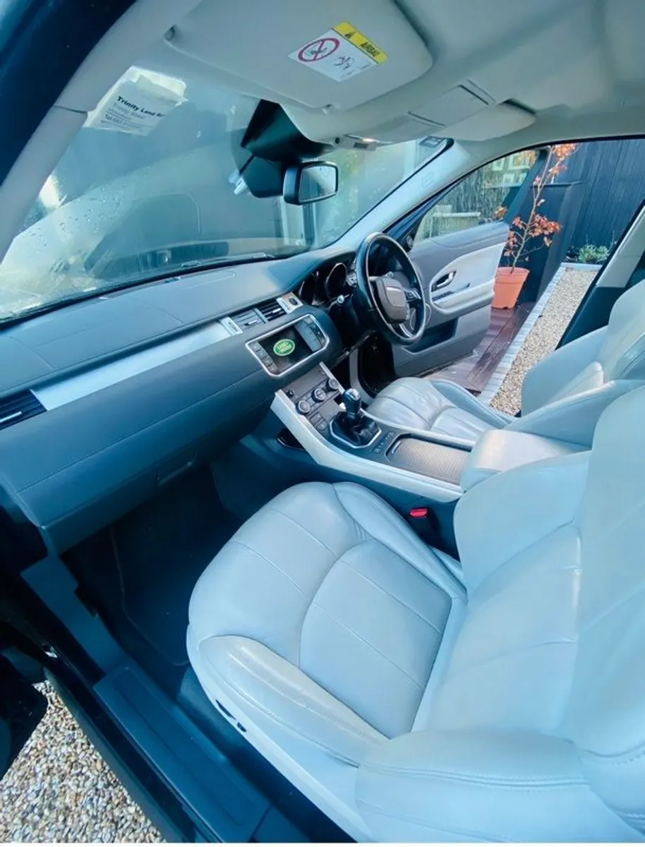 2016 Land Rover Range Rover Evoque - Image 1