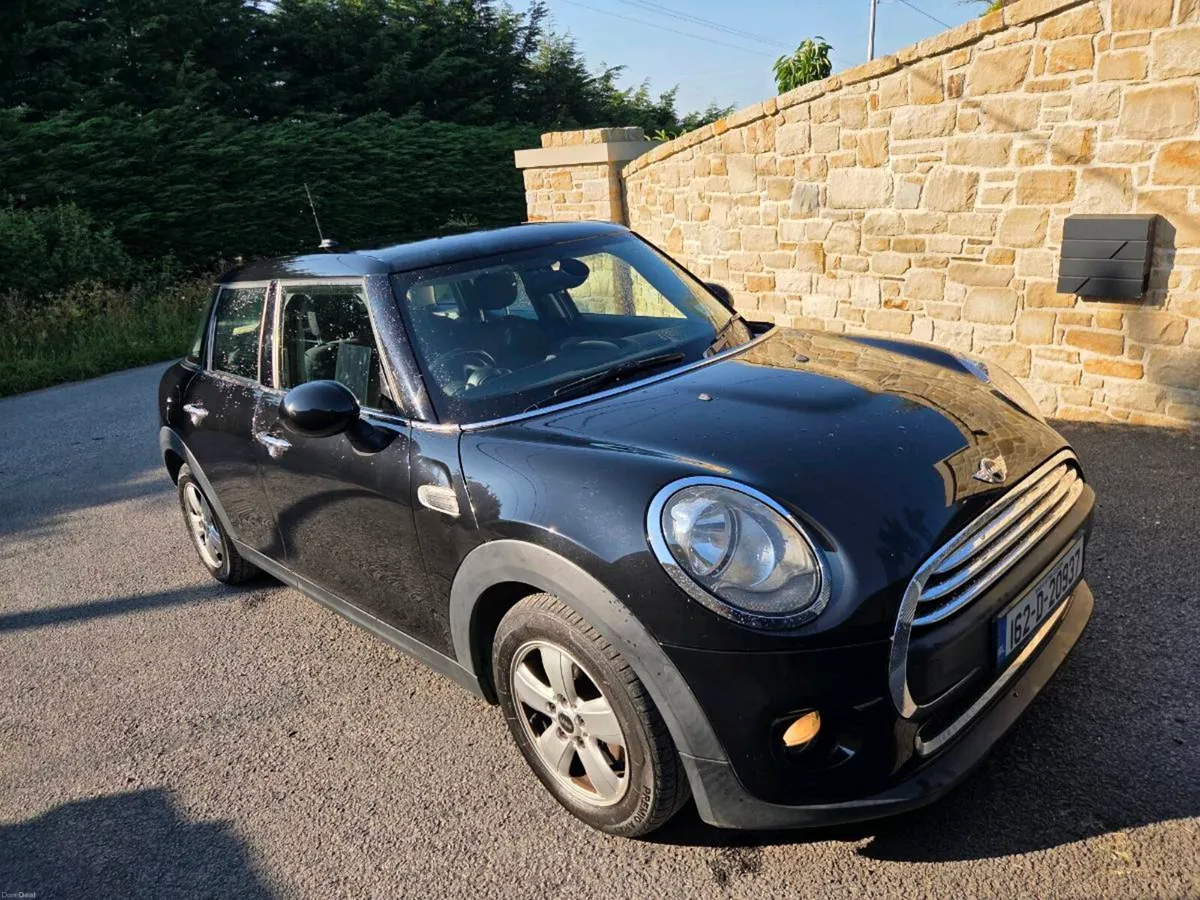 2016 MINI ONE - Image 1