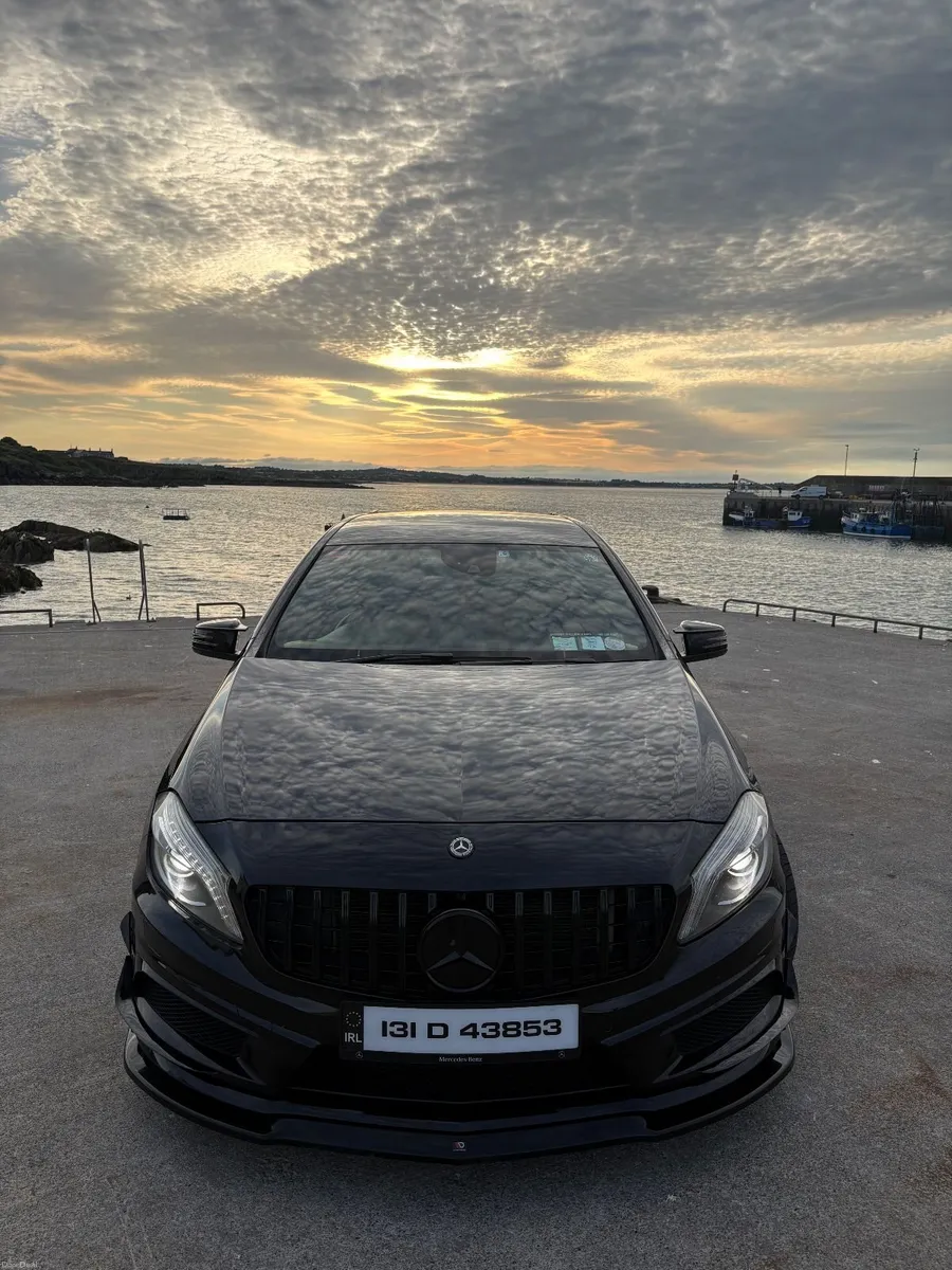 Mercedes-Benz A-Class AMG Line Night Package - Image 2