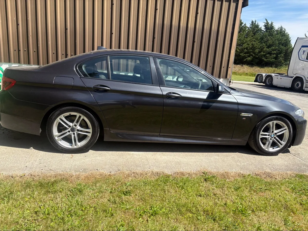 BMW 5-Series 2014 - Image 5