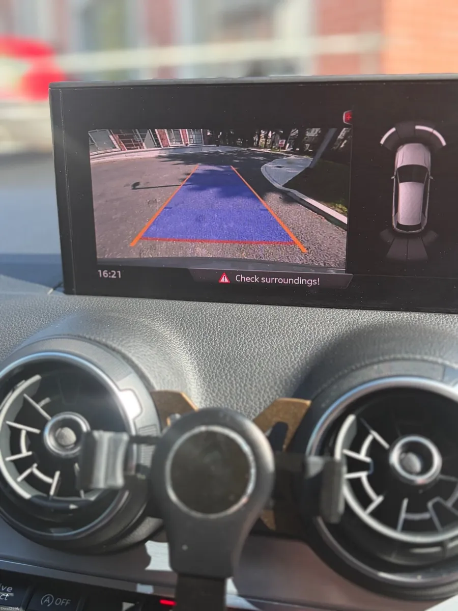 Audi Q2 2018 - Image 3