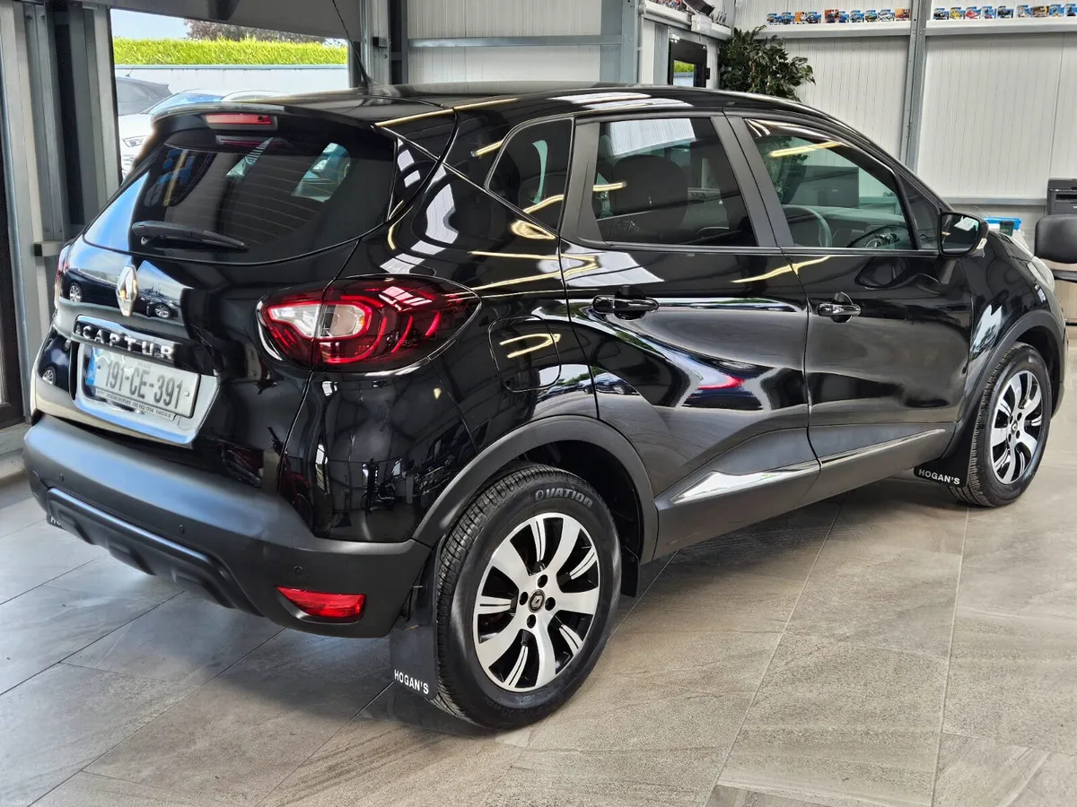 19 RENAULT CAPTUR PLAY TCE 90 MY18 - Image 3