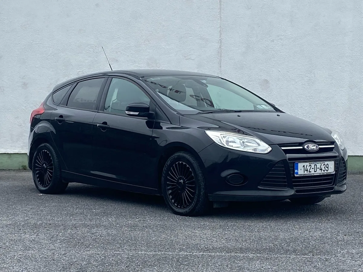 Ford Focus 1.6 TDCi FSH Low mileage - Image 2