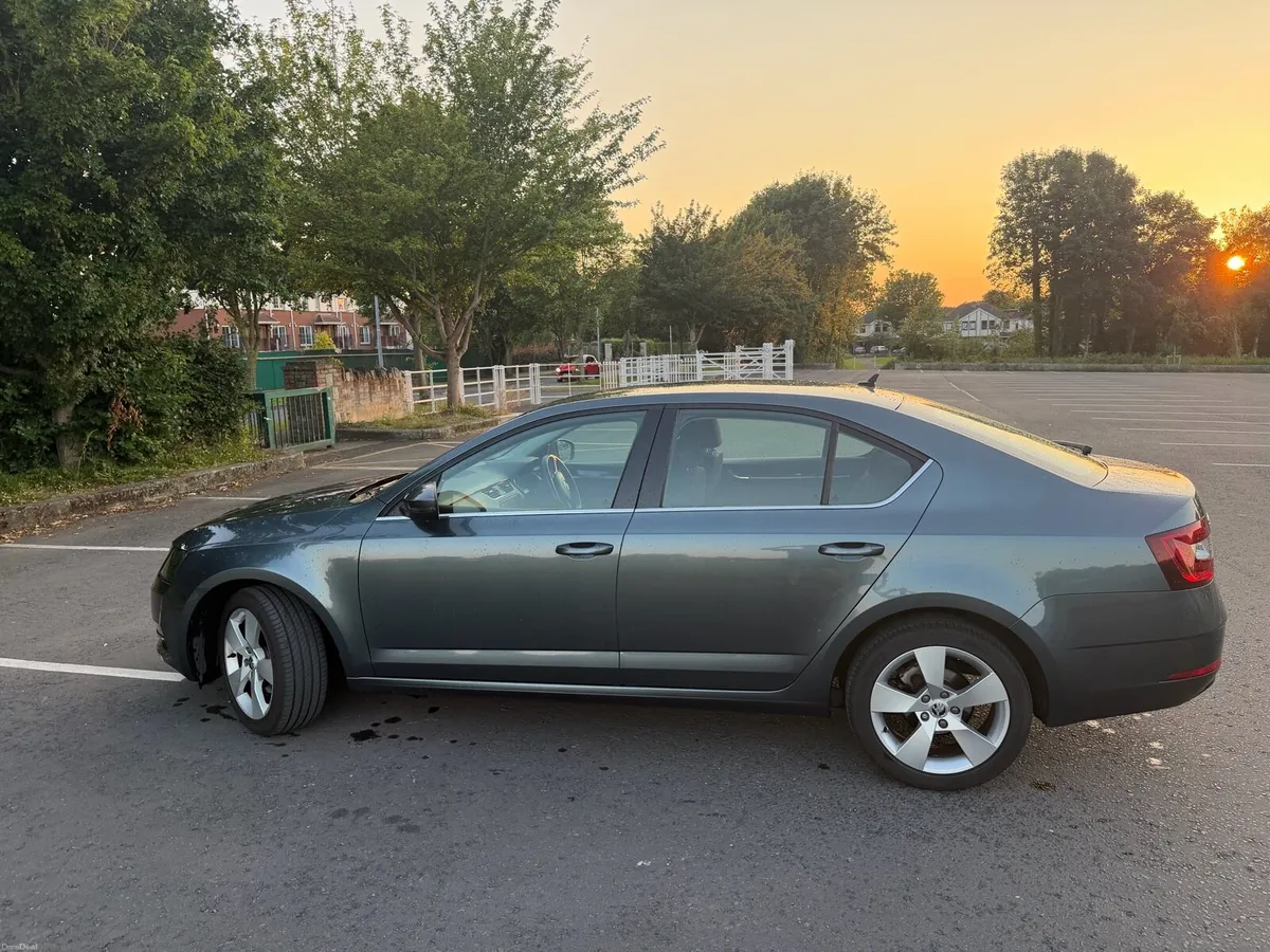 2018 1.0 Skoda Octavia Style - Image 4