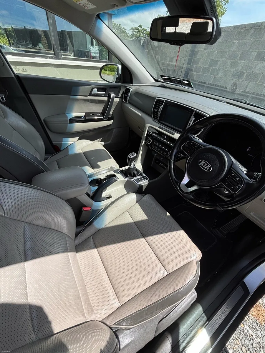 2018 (182) Kia Sportage for sale - Image 5