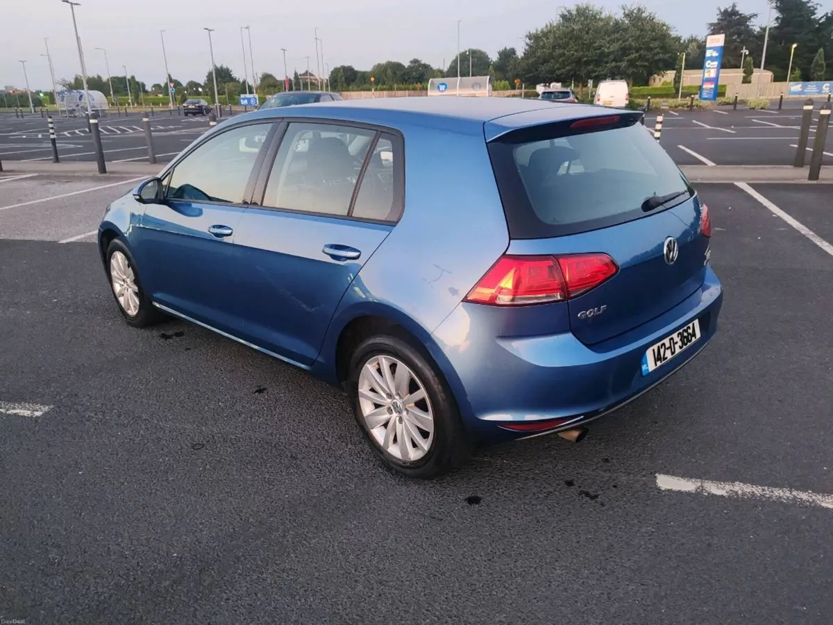 Volkswagen Golf - Image 4