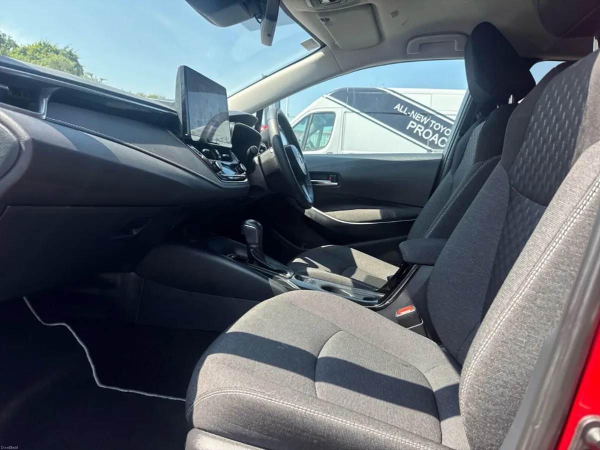 Toyota Corolla LUNA SPORT SALOON 4DR - Image 6
