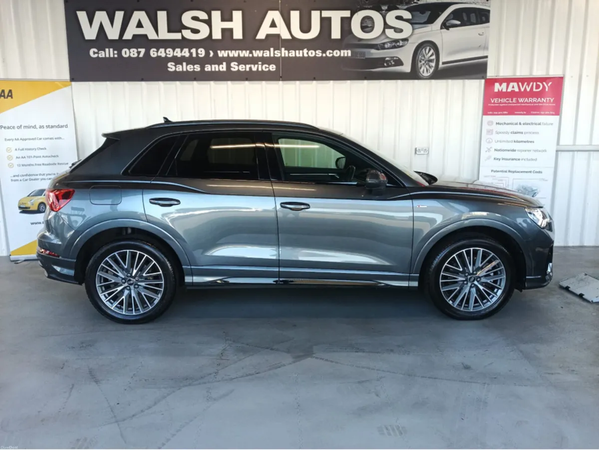 Audi Q3 E-TRON TFSI E 245 S-TRONIC S LINE - Image 3