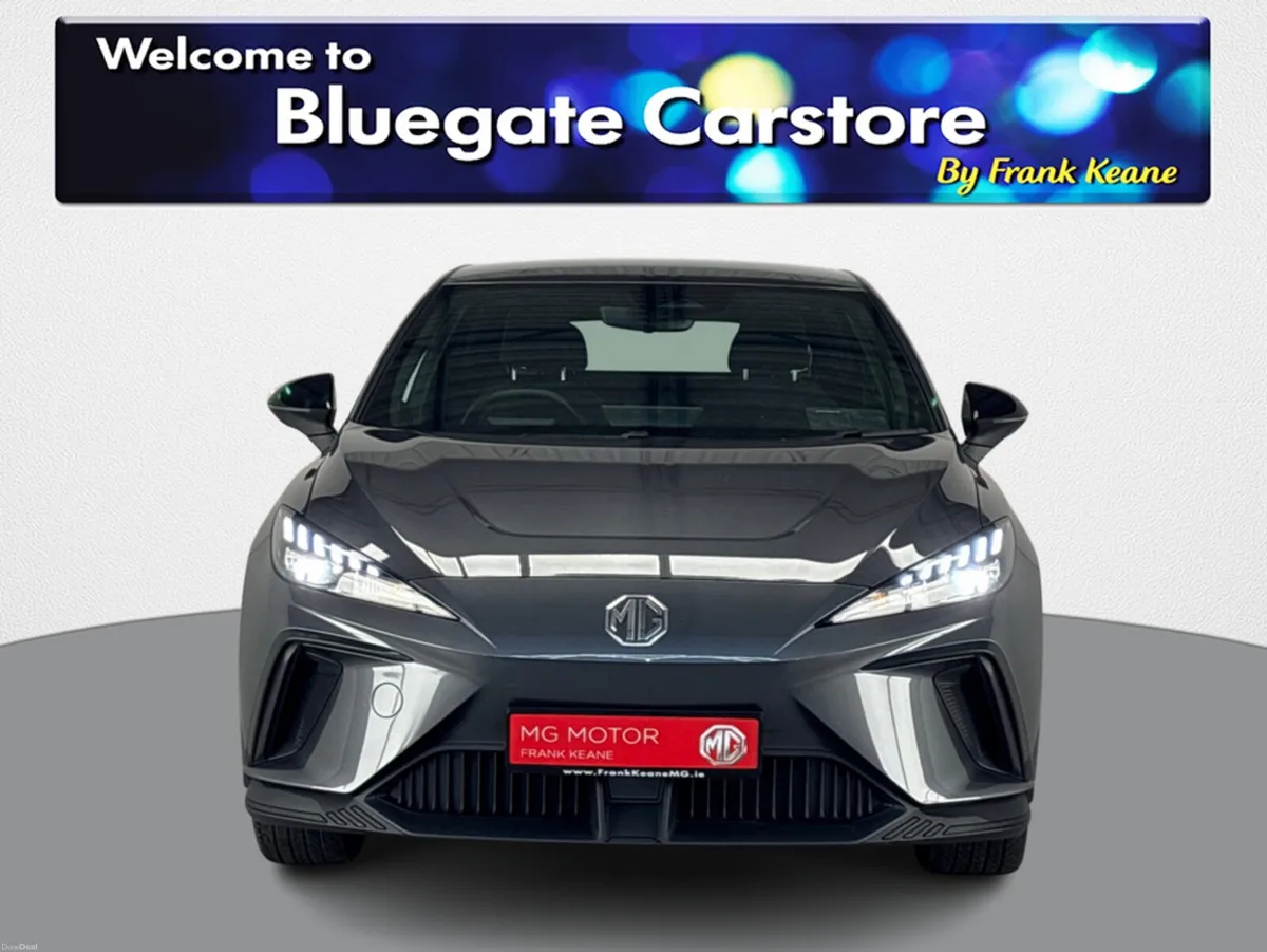 MG 4 LR EXCITE EV 203PS 5DR AUTO **FULL BLACK CLOT - Image 5