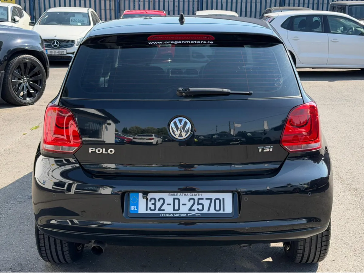 Volkswagen Polo HIGHLINE 1.2 PETROL AUTO *REVERSE - Image 4