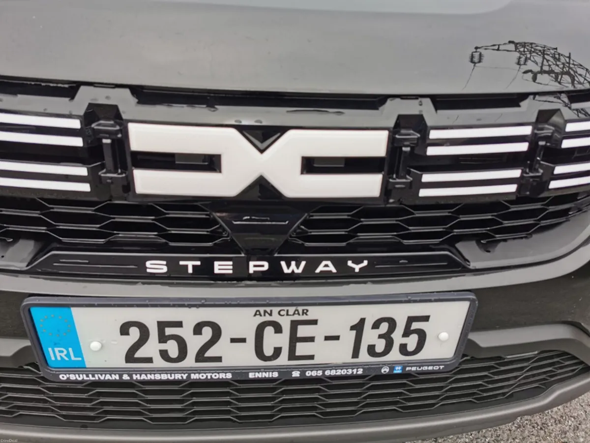 Dacia Sandero STEPWAY EXPRESSION TCE - Image 3