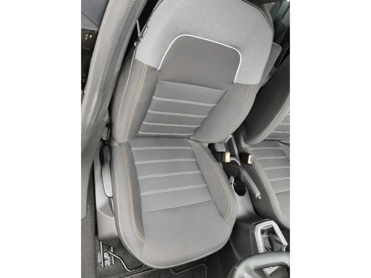 Dacia Sandero Stepway STEPWAY EXPRESSION TCE AUTOM - Image 6