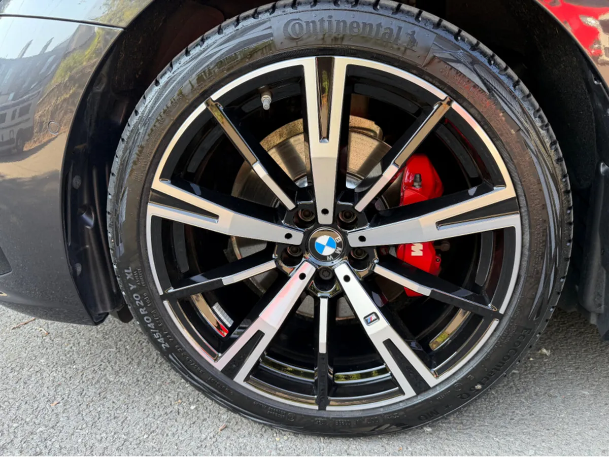BMW 5-Series PAN ROOF M SPORT PRO TOURING //JUST A - Image 5
