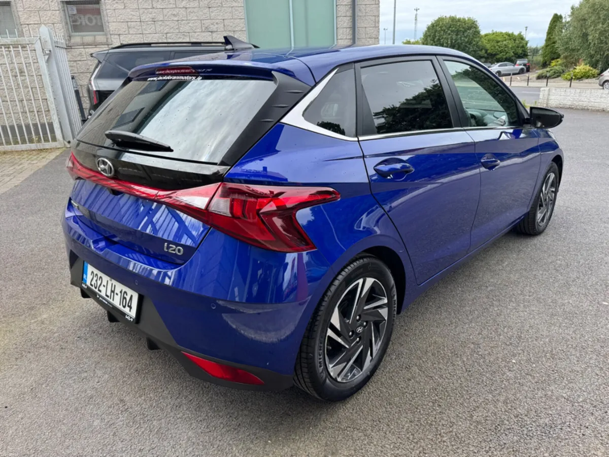 Hyundai i20 DELUXE PLUS***Deposit Taken*** - Image 2