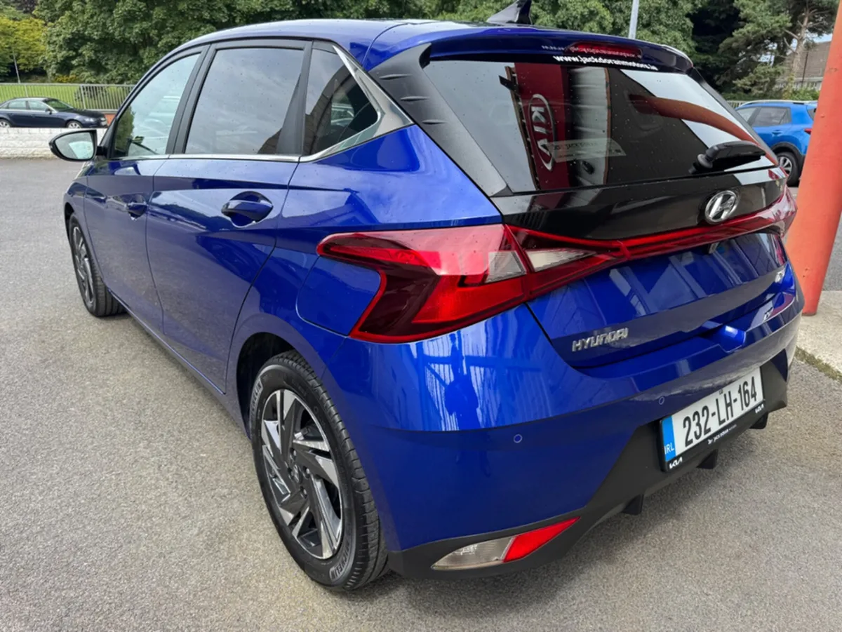 Hyundai i20 DELUXE PLUS***Deposit Taken*** - Image 4