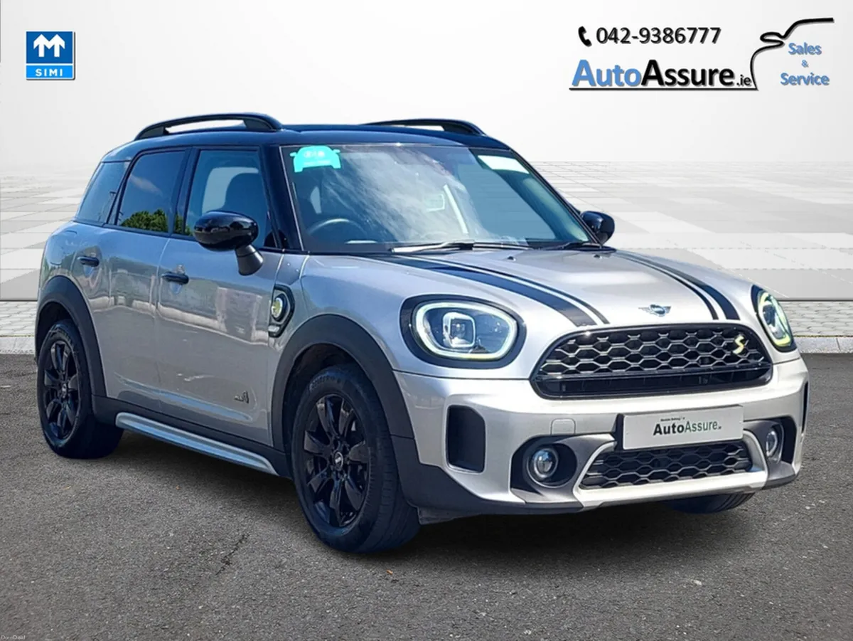 Mini Countryman Cooper S E ALL4 CLASSIC ***Sat Nav - Image 1