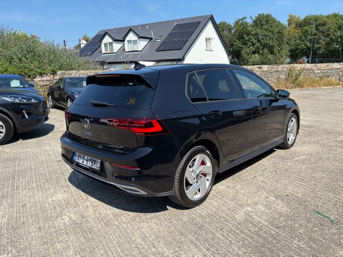 Volkswagen Golf 1.4TSI GTE DSG - Image 4