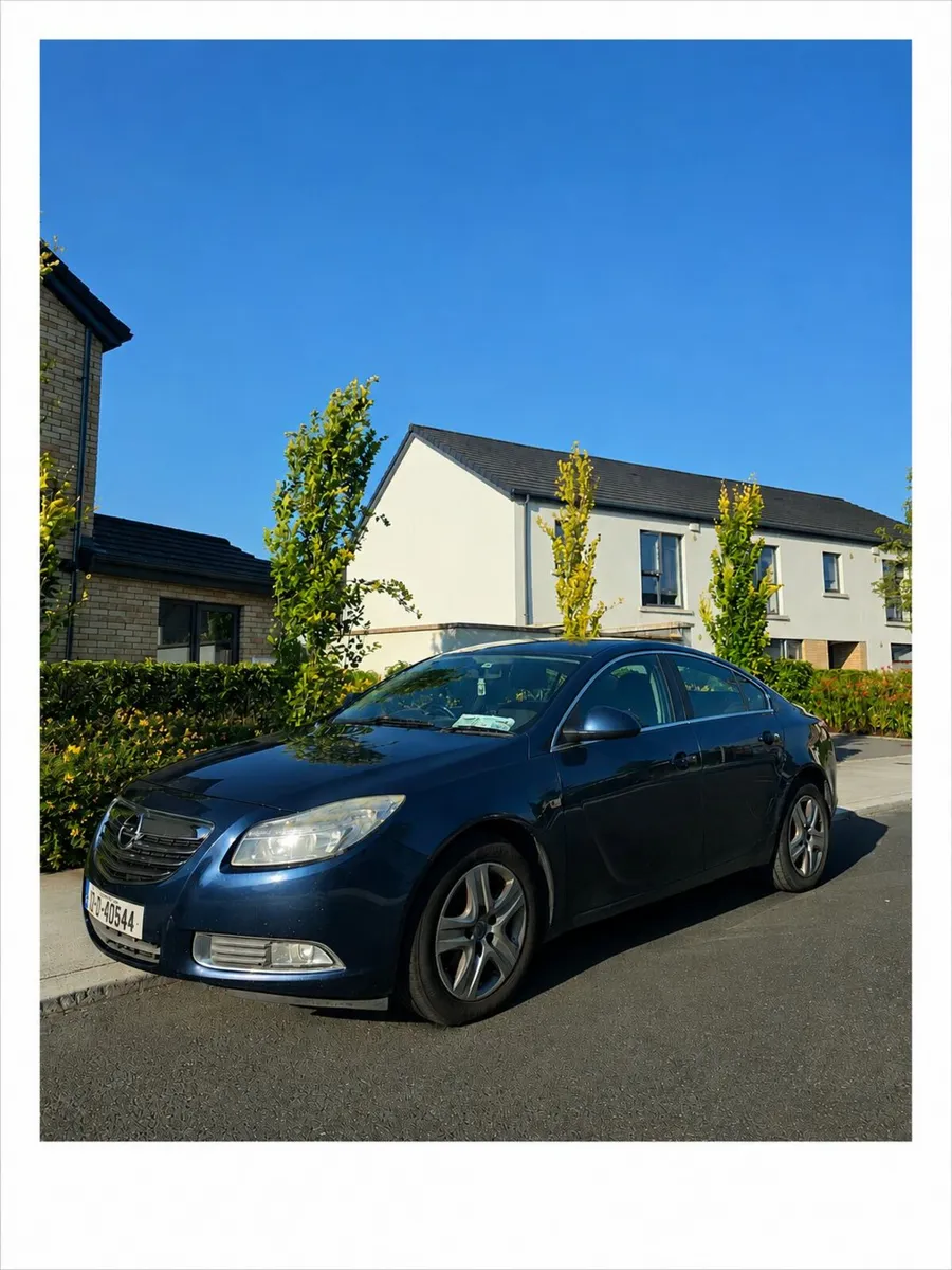 Opel Insignia 2012 NCT 03/2027 TAX 10/2026 - Image 1