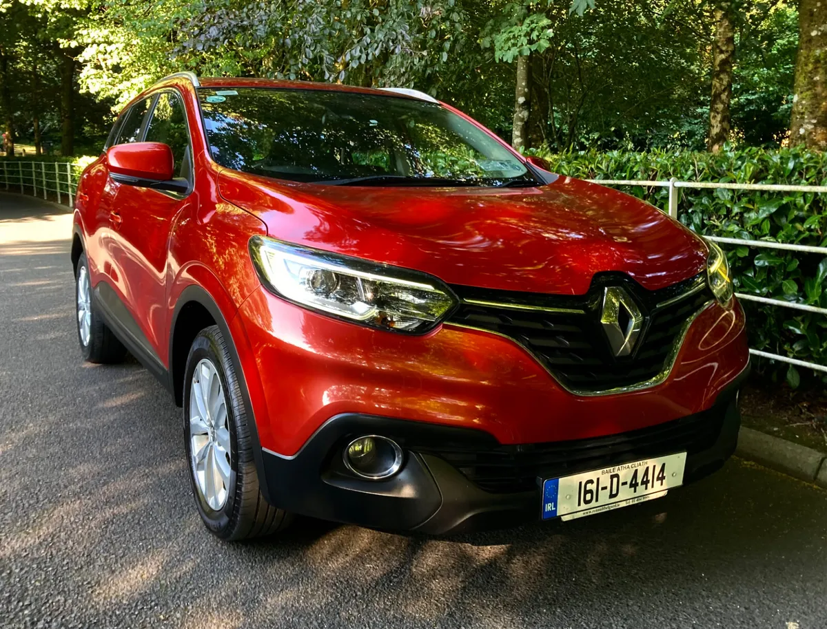 Renault Kadjar SUV Automatic 1.5dci Deluxe Edition - Image 1