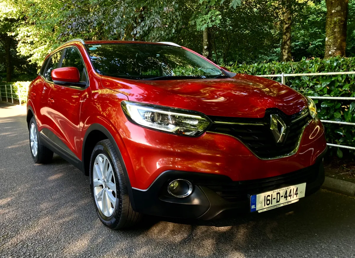 Renault Kadjar SUV Automatic 1.5dci Deluxe Edition - Image 4