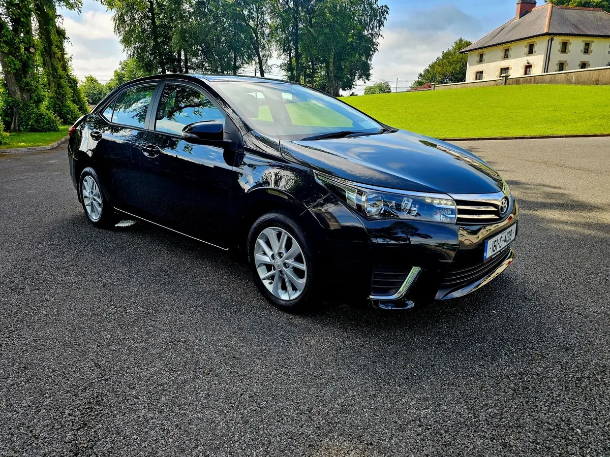 TOYOTA COROLLA  AURA 1.33 PETROL 2016 - Image 1
