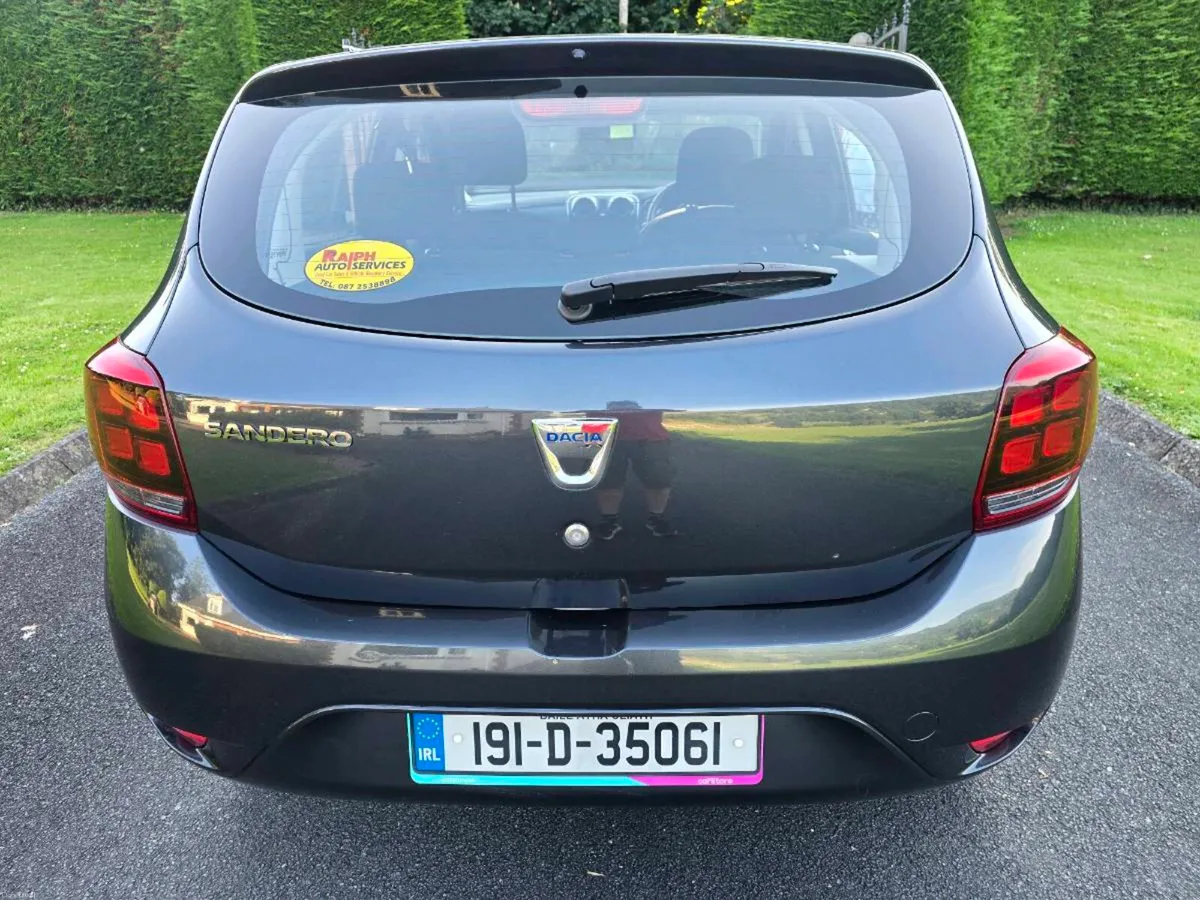 Dacia Sandero Low KM - Image 5