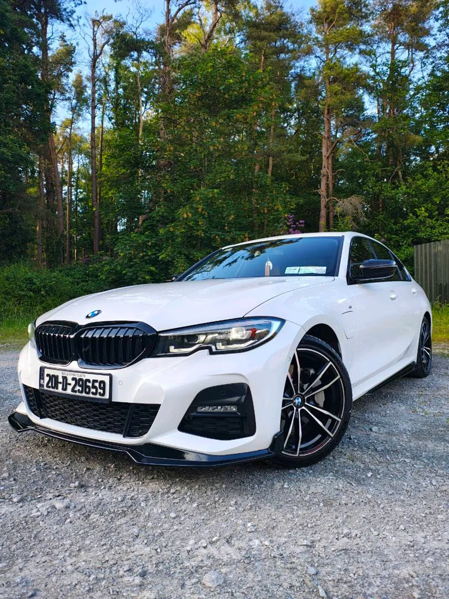 BMW 330e M sport - Image 1