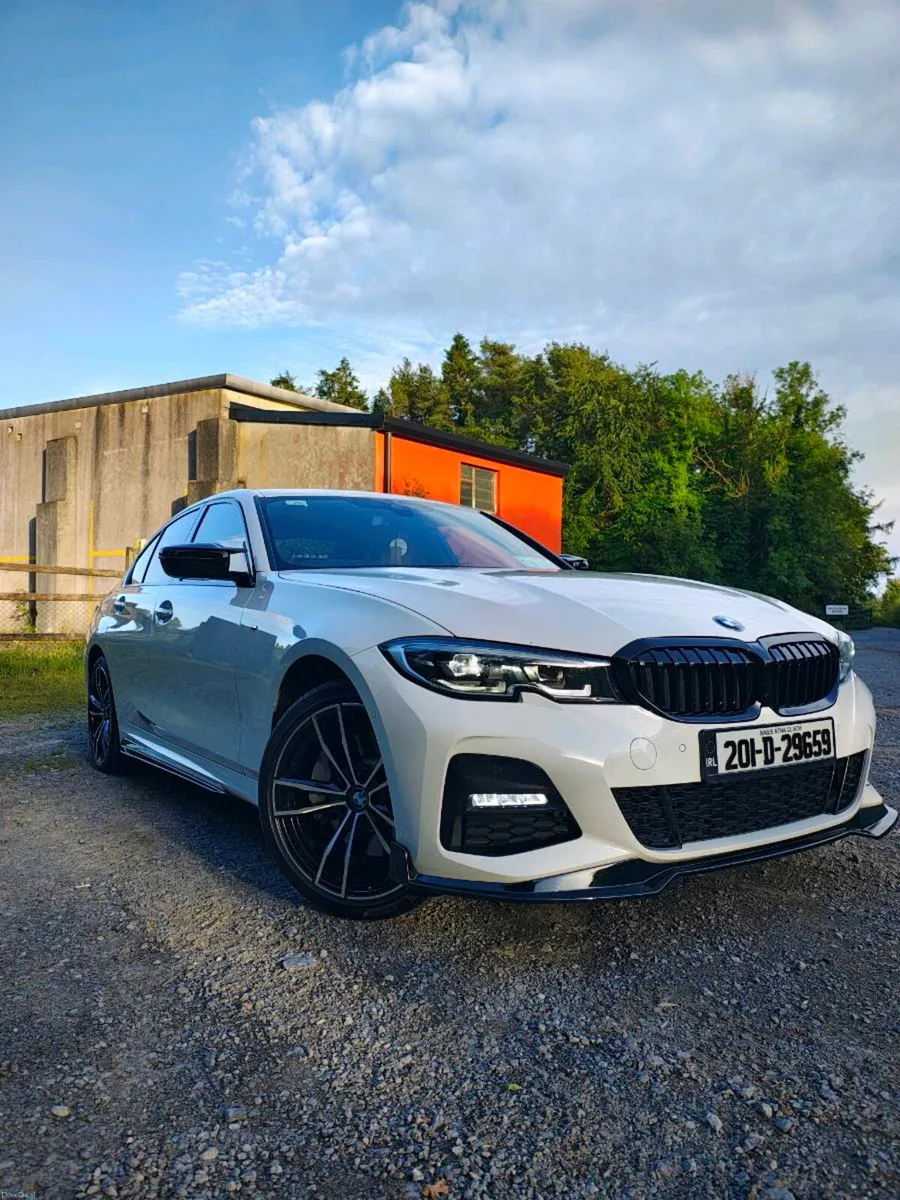 BMW 330e M sport - Image 4