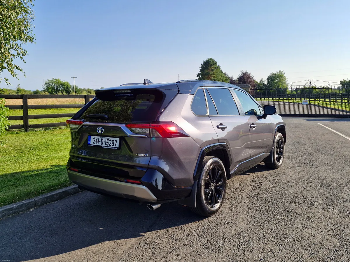 Toyota RAV4 Automatic Petrol Hybrid - Image 3