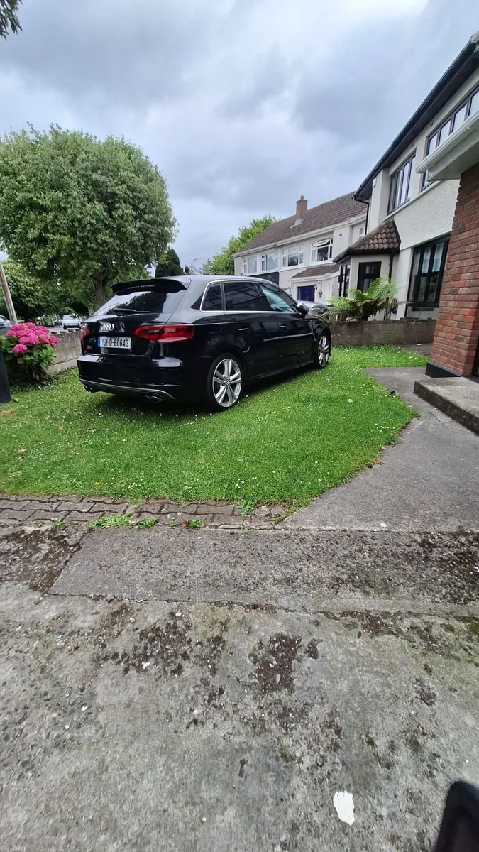Audi S3 2015 - Image 2