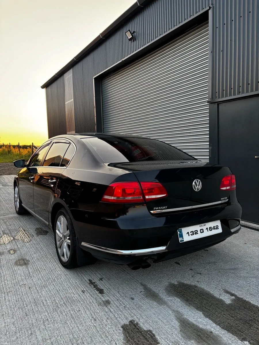 Volkswagen Passat - Image 3