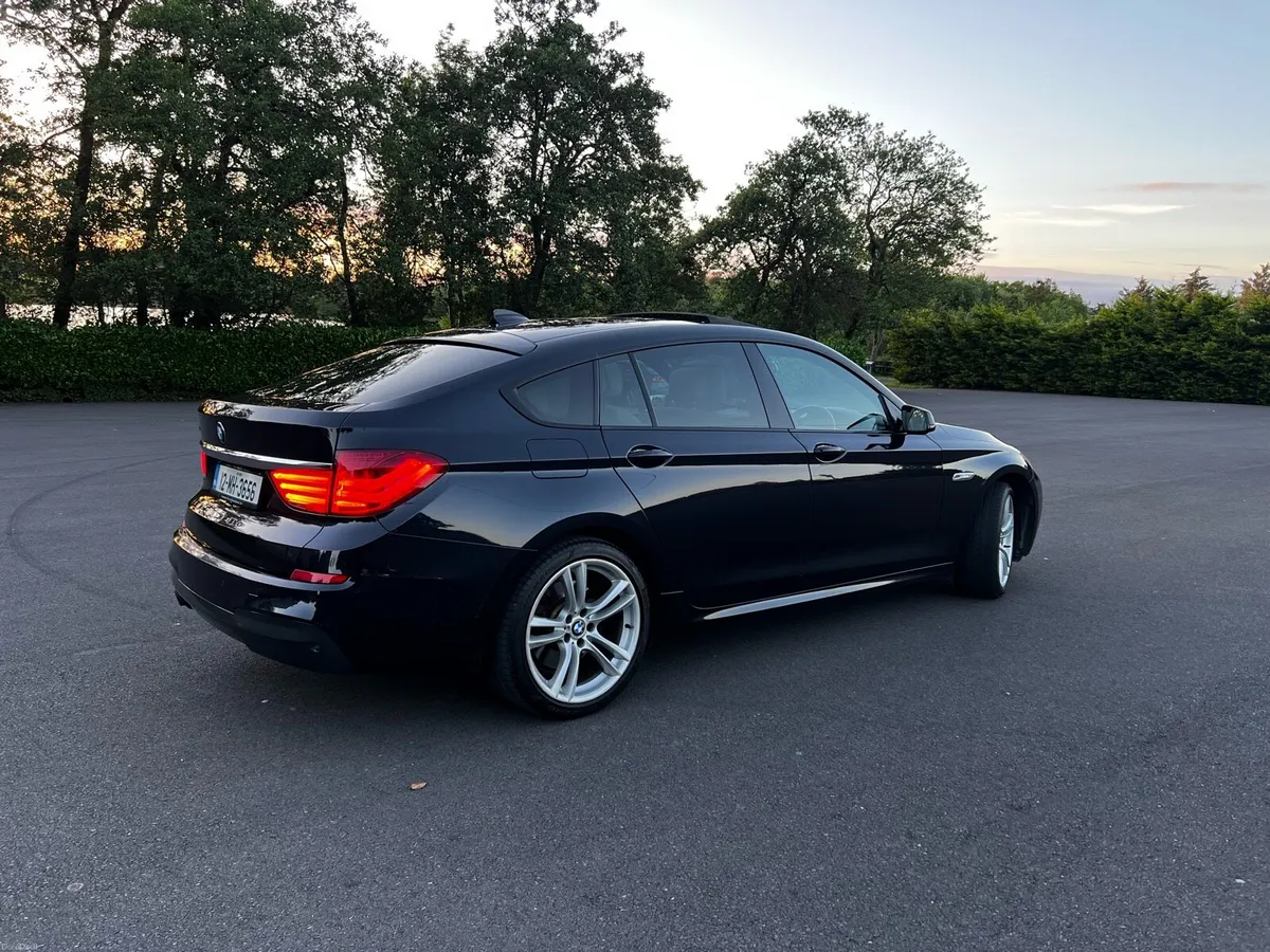 BMW 520 GT 2012 - Image 1