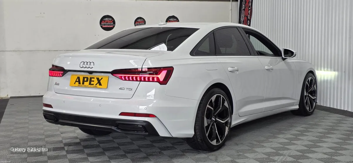 Audi A6 DIESEL SALOON - Image 3