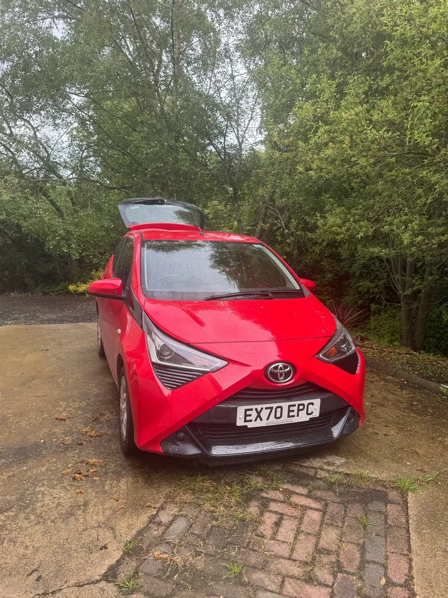 Toyota aygo hatchback - Image 1