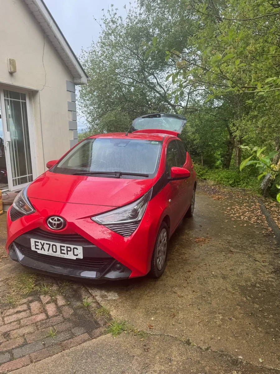 Toyota aygo hatchback - Image 2