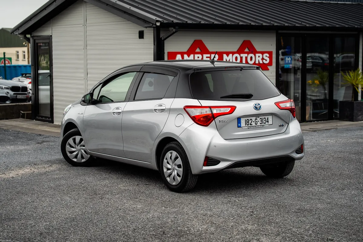 2018 Toyota Vitz Hybrid - Image 3